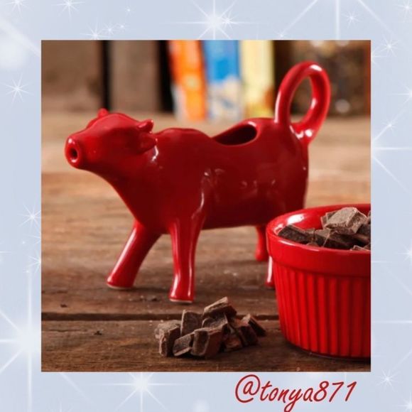 The Pioneer Woman Other - ♥️ New Pioneer Woman Red Flea Market Ceramic Cow Shape Creamer